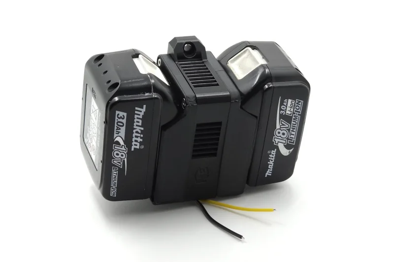 Akkuadapter für 2x Makita 12V Output 10A