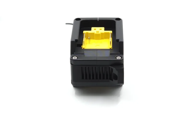 Akkuadapter für 2x Makita 12V Output 10A